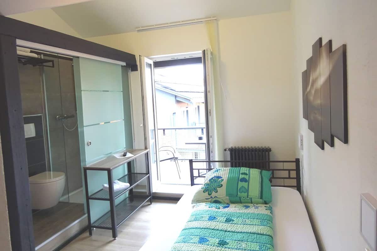 1 habitación, ropa de cama de alta calidad y decoración personalizada