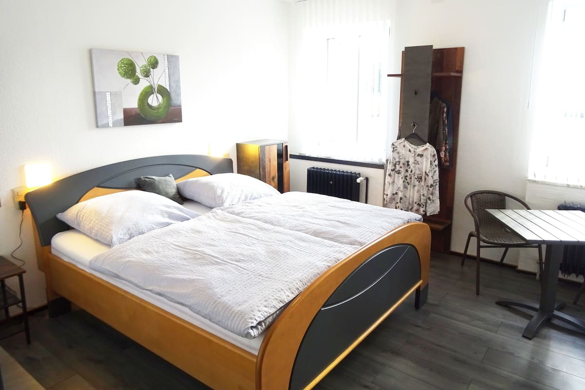 1 habitación, ropa de cama de alta calidad y decoración personalizada