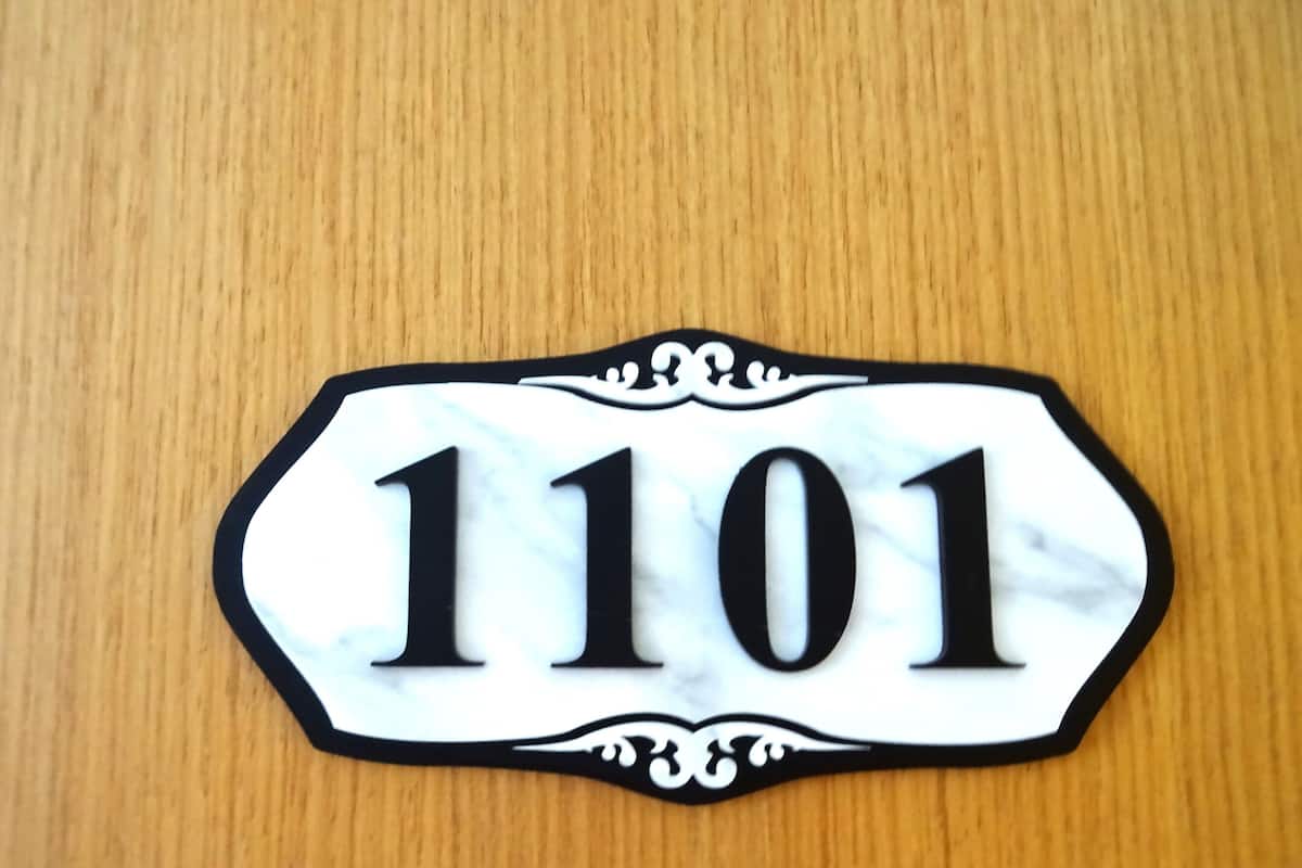 Deluxe Room, Multiple Beds, Non Smoking, Lake View (Nr. 1101) | Roupas de cama premium, frigobar, individualmente decorados