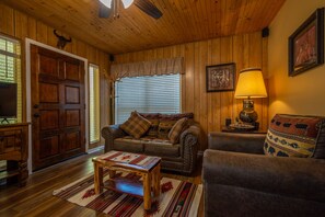 TV - Whispering Pines Cabin with Hot Tub in Ruidoso  (Ruidoso)