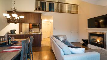 Smart TV, fireplace, video games