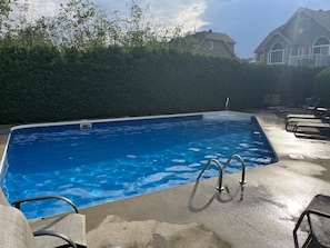 Piscine extérieure, piscine chauffée