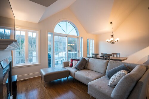 Superb condo ski in /out SKI SAINT SAUVEUR