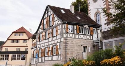 Rote Wohnung (Ferienwohnung )
