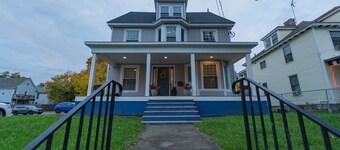Newly 5 Star 2 Beds 1 Bath Perfect Short term Rental