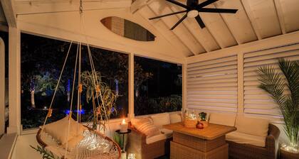 Charming Upscale Beach House - Master Suite