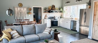 NEW J&K's house #2 just mins from DeGray Lake!