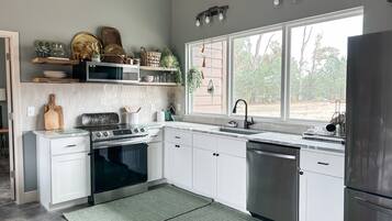 Fridge, microwave, oven, dishwasher