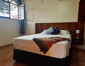 3 chambres, bureau, Wi-Fi, draps fournis