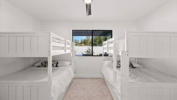 5 Schlafzimmer, Bügeleisen/Bügelbrett, Reisekinderbett, kostenloses WLAN