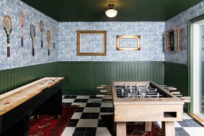 Orville's Lodge | 2 kamar tidur dan didekorasi berbeda-beda