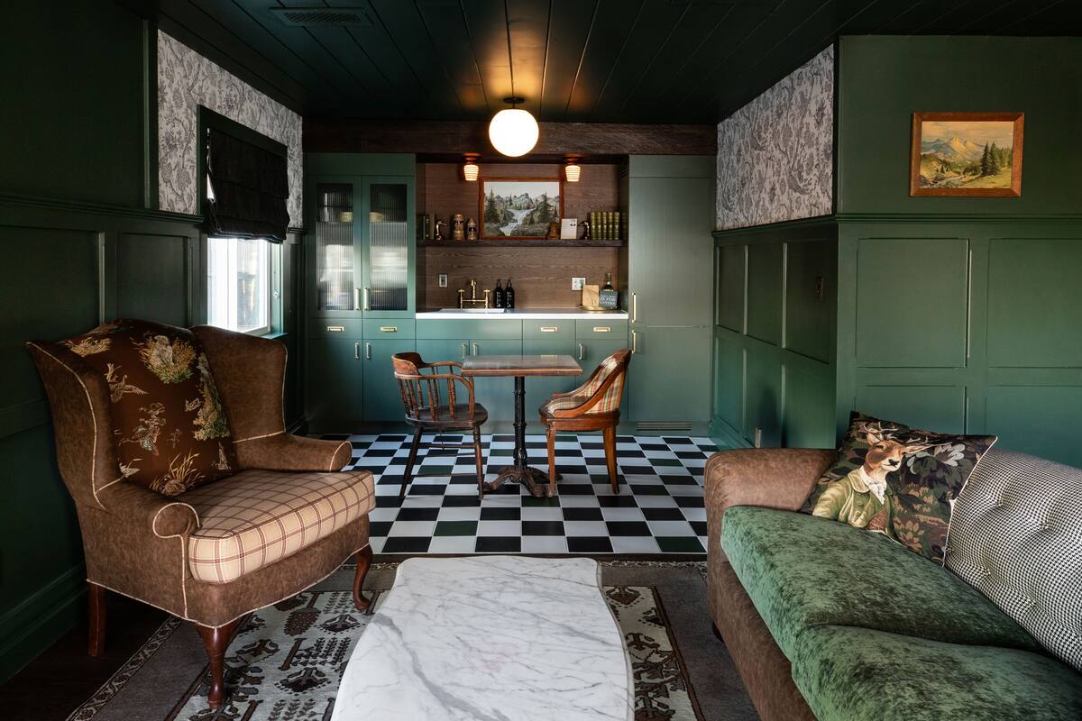 Otto's Chalet | Dapur pribadi | Mesin pembuat kopi/teh, lemari es besar, microwave, dan ketel listrik