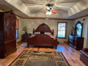 3 bedrooms, free WiFi, bed sheets