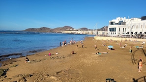 Platja a a prop