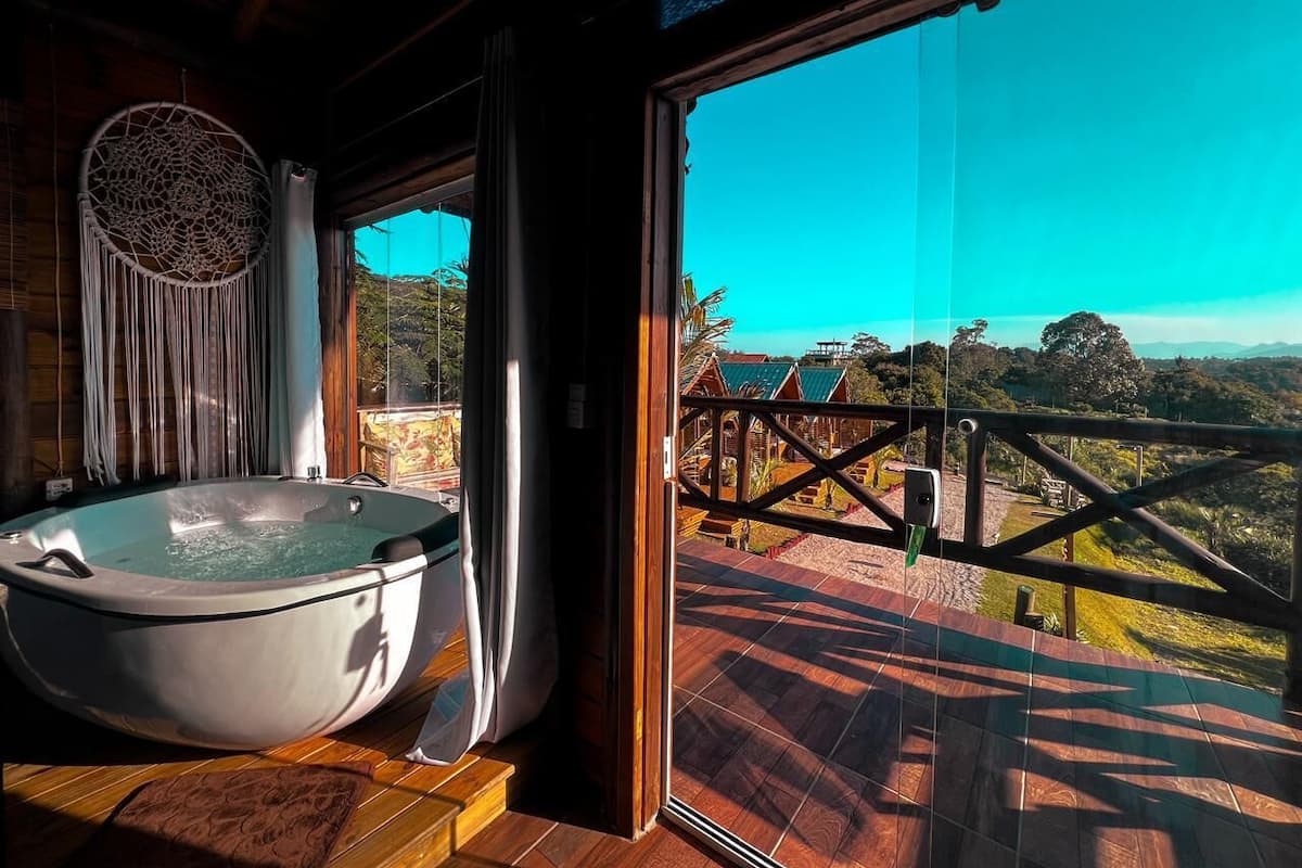 Bungalow romantique, 1 chambre, baignoire Ă jets | IntĂ©rieur de lâentrĂ©e