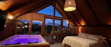 Individuelt dekorert, individuelt innredet og skrivebord for bærbar PC