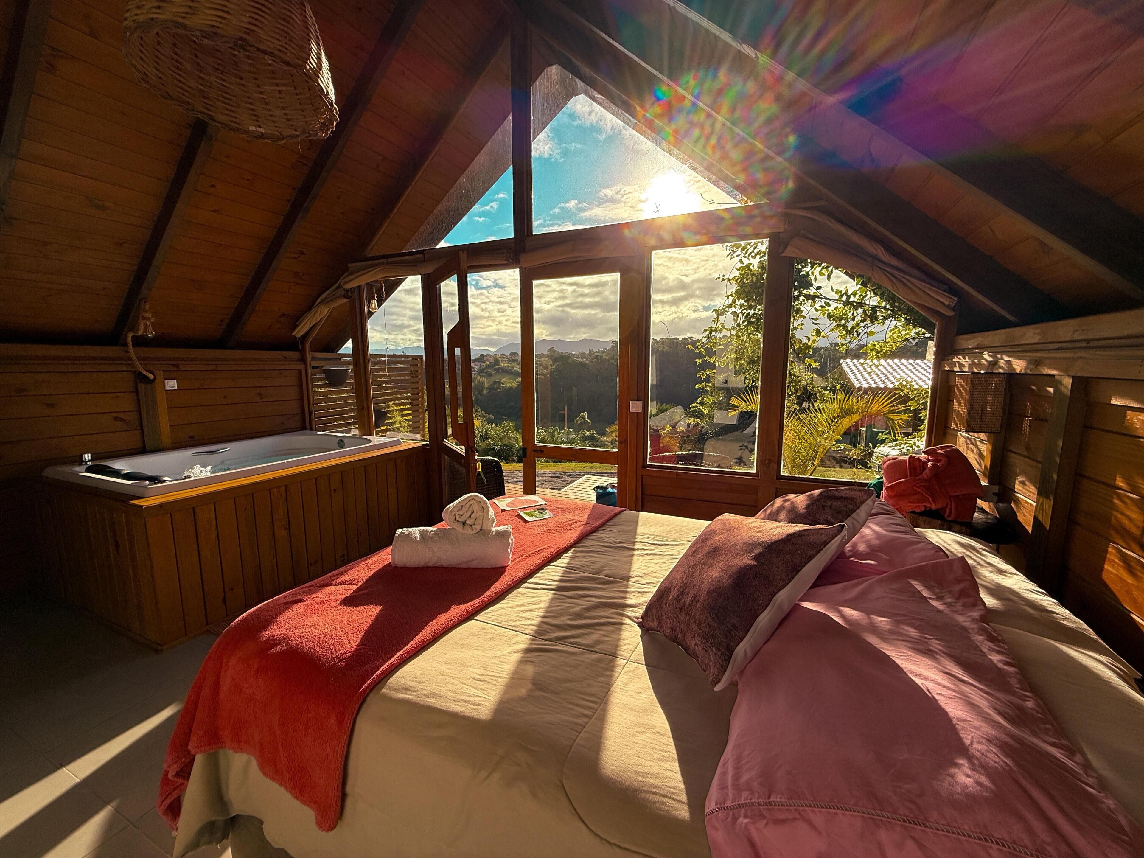 Individually decorated, individually furnished, laptop workspace