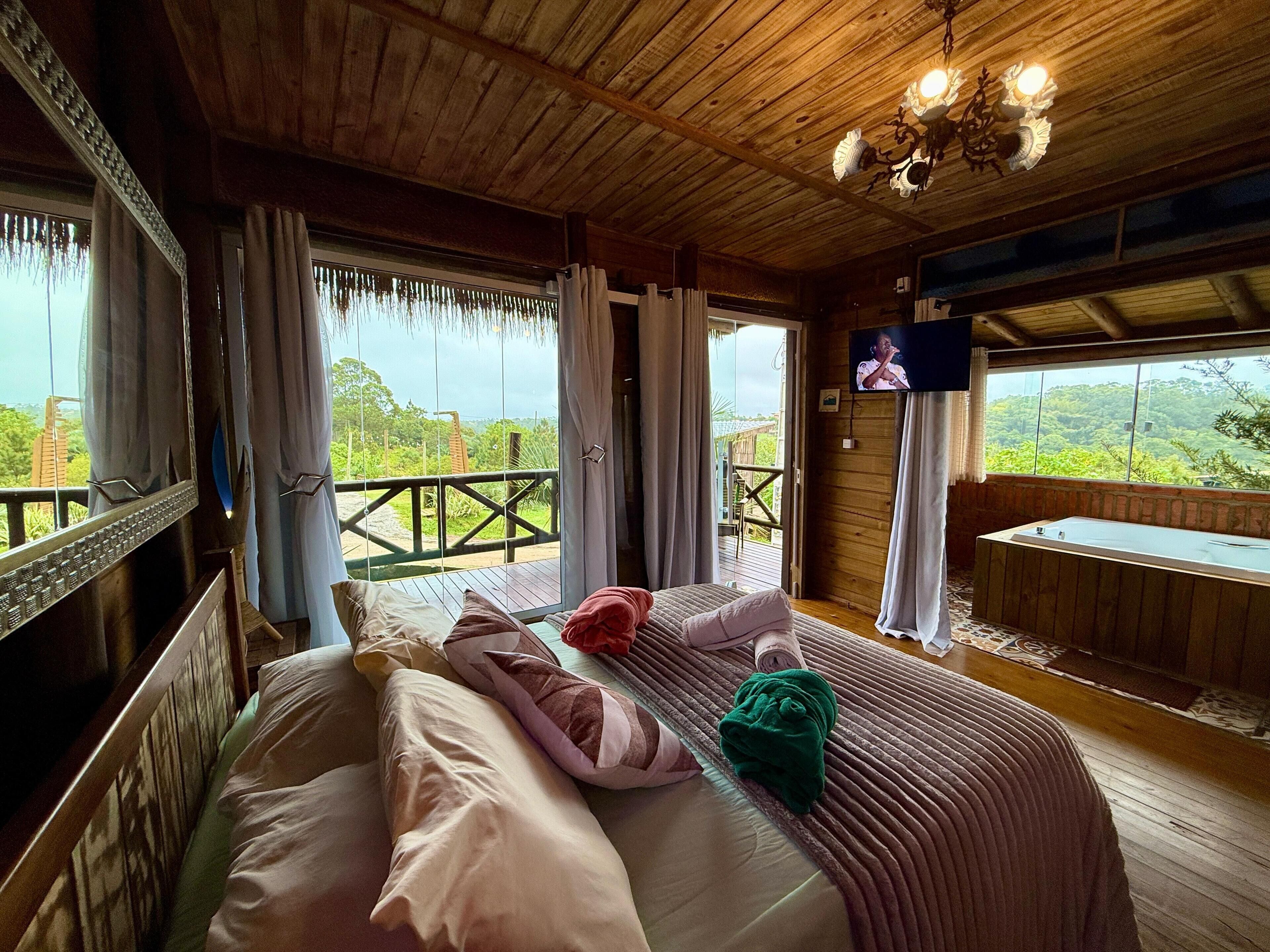 Bungalow Comfort, 1 kamar tidur, jet tub | Didekorasi berbeda-beda dan dilengkapi dengan perabotan berbeda-beda