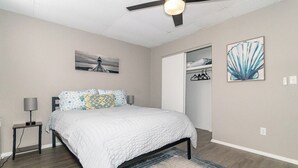 1 bedroom, WiFi (free), bed sheets