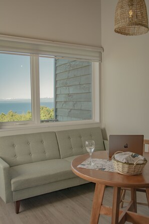 Interior - Ave Lodge (Frutillar)