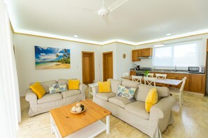TV - Modern Stylish Villa in Sosua Ocean Village (Sosua)