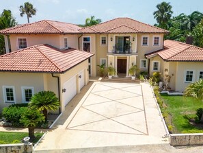 Exterior - Exclusive Villa at Hideaway Beach (Cabarete)
