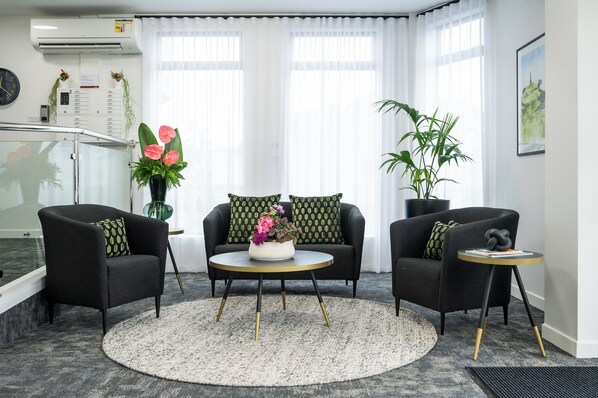 Reception - Solsen Flexi Stay (Auckland)