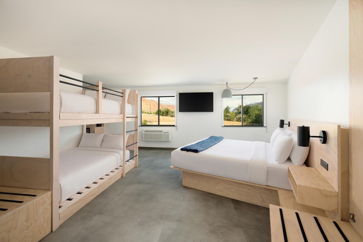 Room, Multiple Beds | Egyptian cotton sheets, premium bedding, down comforters