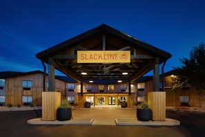 Exterior - Slackline Moab, Outset Collection by Hilton (Moab)