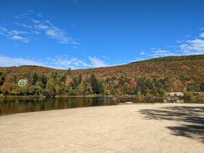 Beach towels - Spacious White Mountain Waterville VALLEY CONDO - Perfect for Families!  (Waterville Valley)