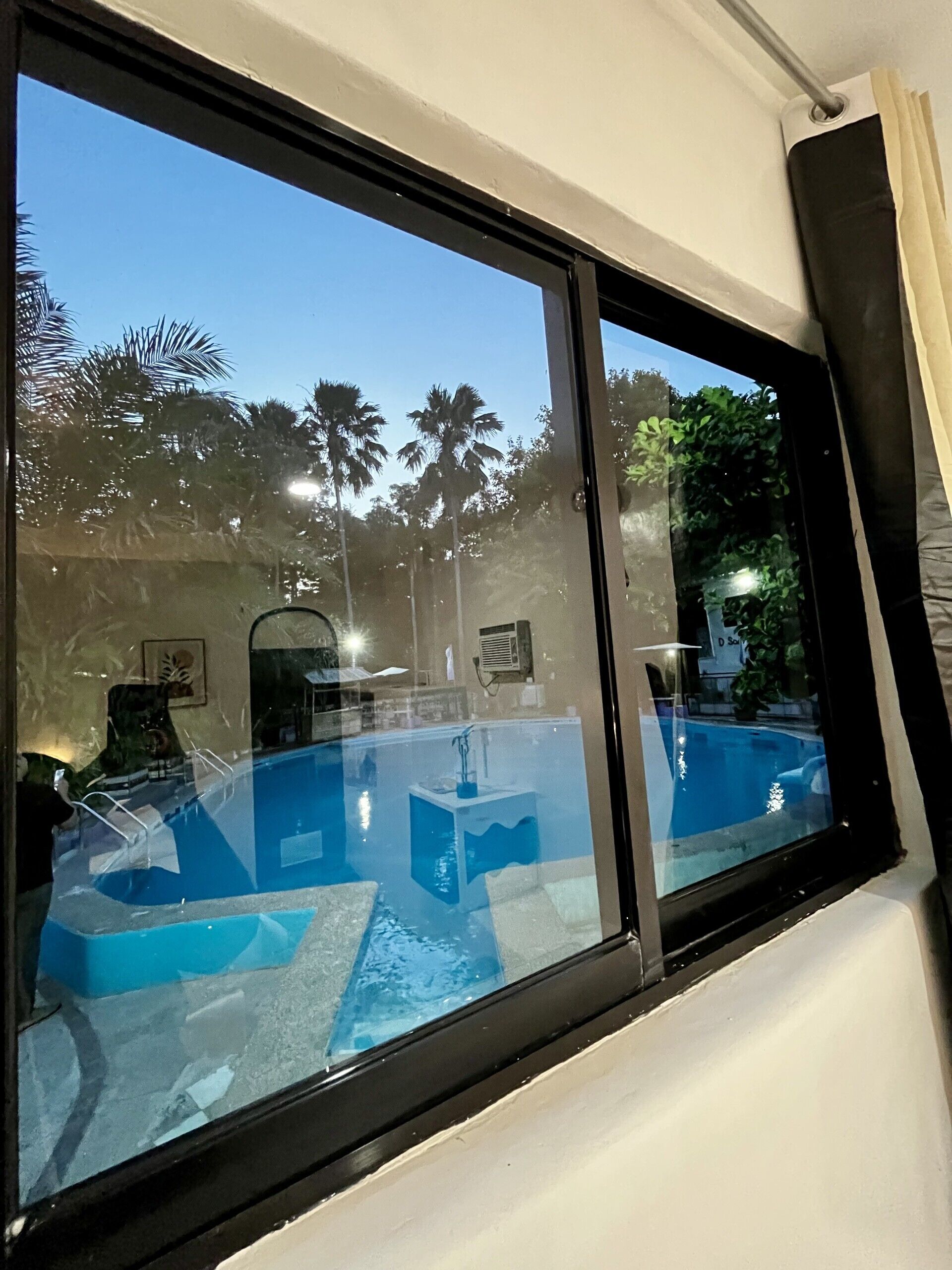 Standard Double Room, 1 Double Bed, Non Smoking, Poolside | Iron/ironing board (on request), WiFi (free), bed sheets
