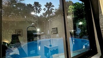 Standard Double Room, 1 Double Bed, Non Smoking, Poolside | Iron/ironing board (on request), WiFi (free), bed sheets