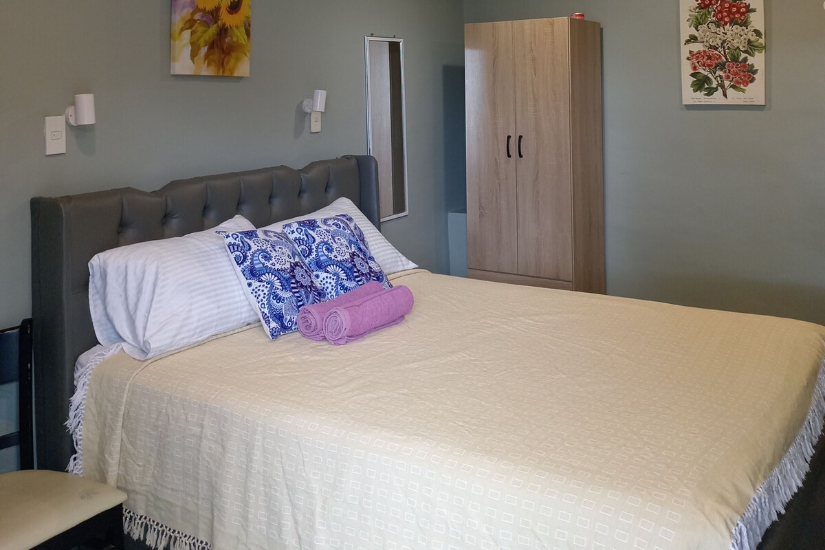 Standard-Doppelzimmer, 1 Queen-Bett, Nichtraucher, Balkon