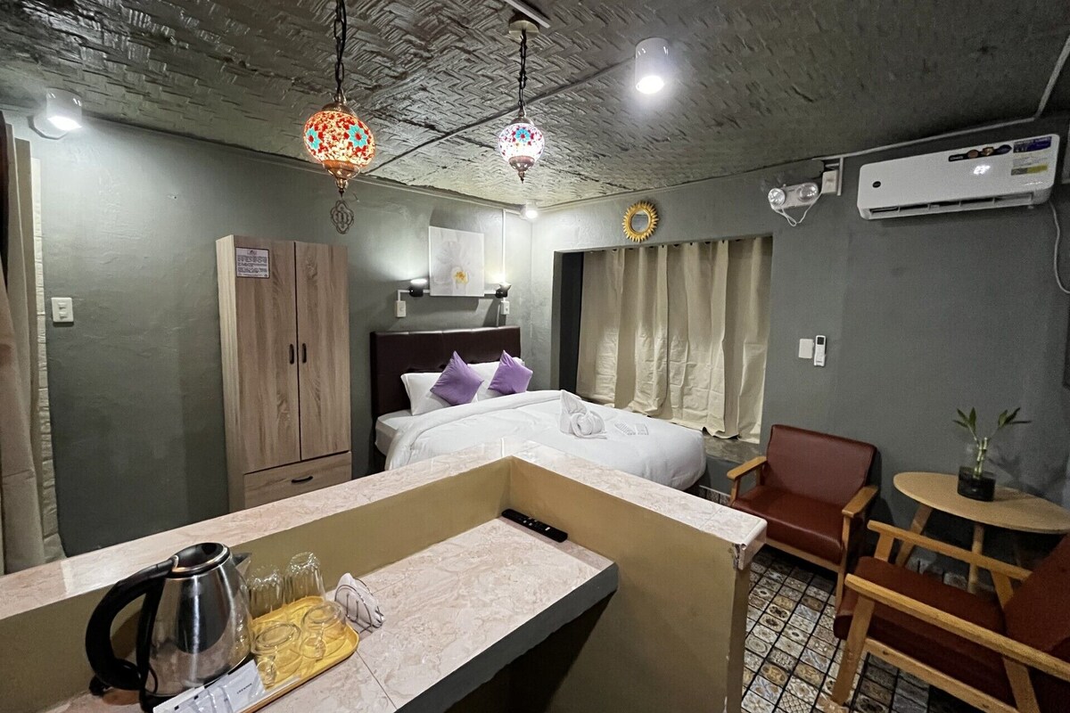 Deluxe Double Room, 1 Queen Bed, Non Smoking, Terrace | Iron/ironing board (on request), WiFi (free), bed sheets