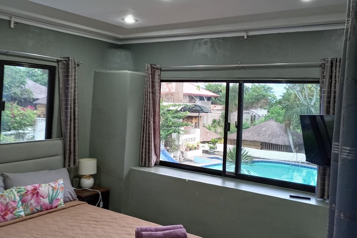 Standard Double Room, 1 Double Bed, Non Smoking, Pool View | Iron/ironing board (on request), WiFi (free), bed sheets
