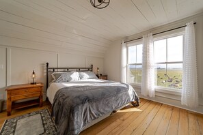 4 habitaciones, tabla de planchar con plancha, cuna de viaje y wifi 