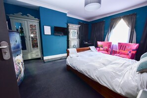 Design Double Room | Down comforters, in-room safe, individually decorated - The Angel of Bow  (London)