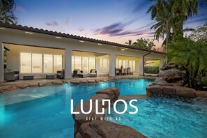 Piscine extérieure, piscine chauffée