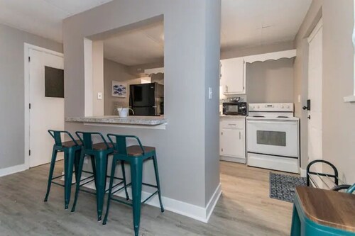 Welcome to the Lakeside Suite! Enjoy!