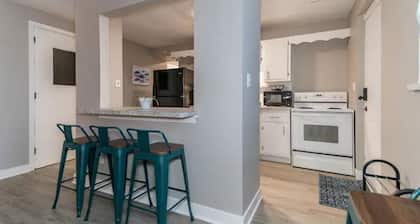 Welcome to the Lakeside Suite! Enjoy!