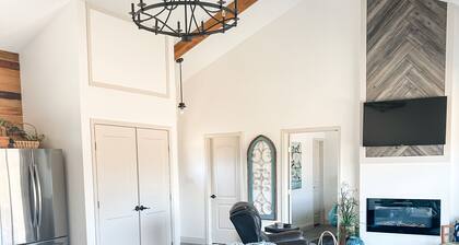 NEW J&K's House #3 just mins from DeGray Lake!