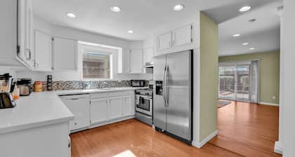 Private Fremont Home with Yard - easy Bay Area commute