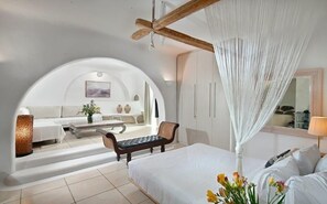 7 bedrooms, WiFi - PARAGA SEA VIEW VILLA 2 WALKING DISTANCE to BEACH 
 by Calypso Sunset Villas (Mykonos)