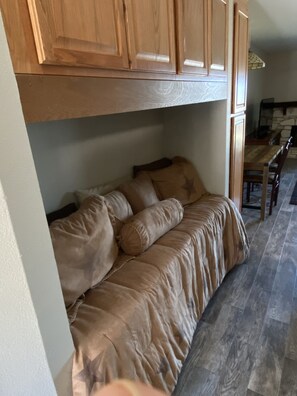 Smart TV - Pet friendly beautiful sunset view (Canyon Lake)