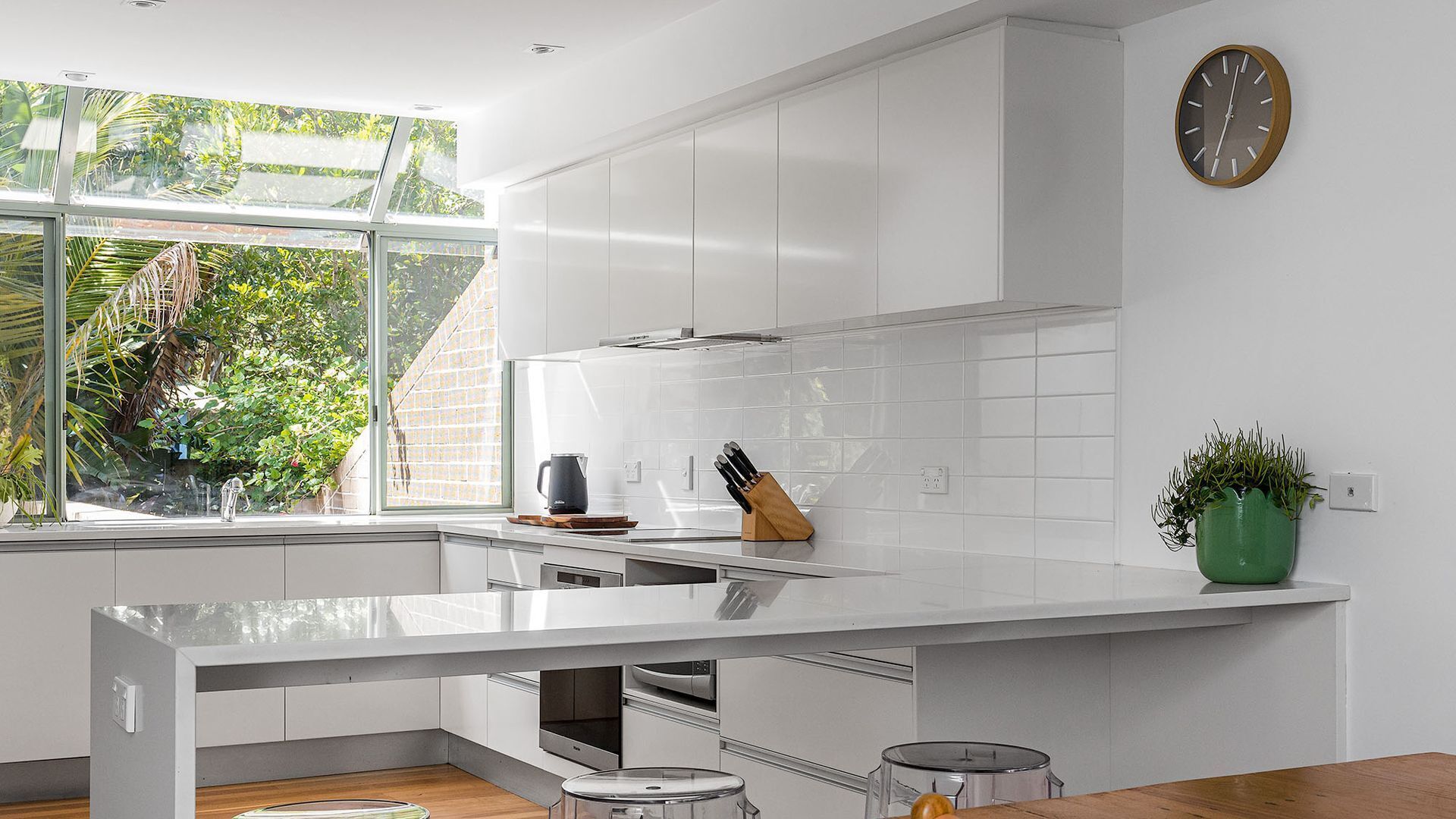 Réfrigérateur, micro-ondes