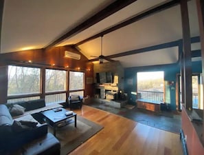 スマートテレビ、Netflix、ストリーミングサービス