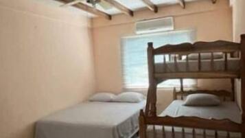 4 bedrooms, free WiFi