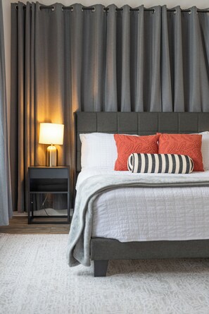 4 habitaciones, tabla de planchar con plancha y wifi gratis 