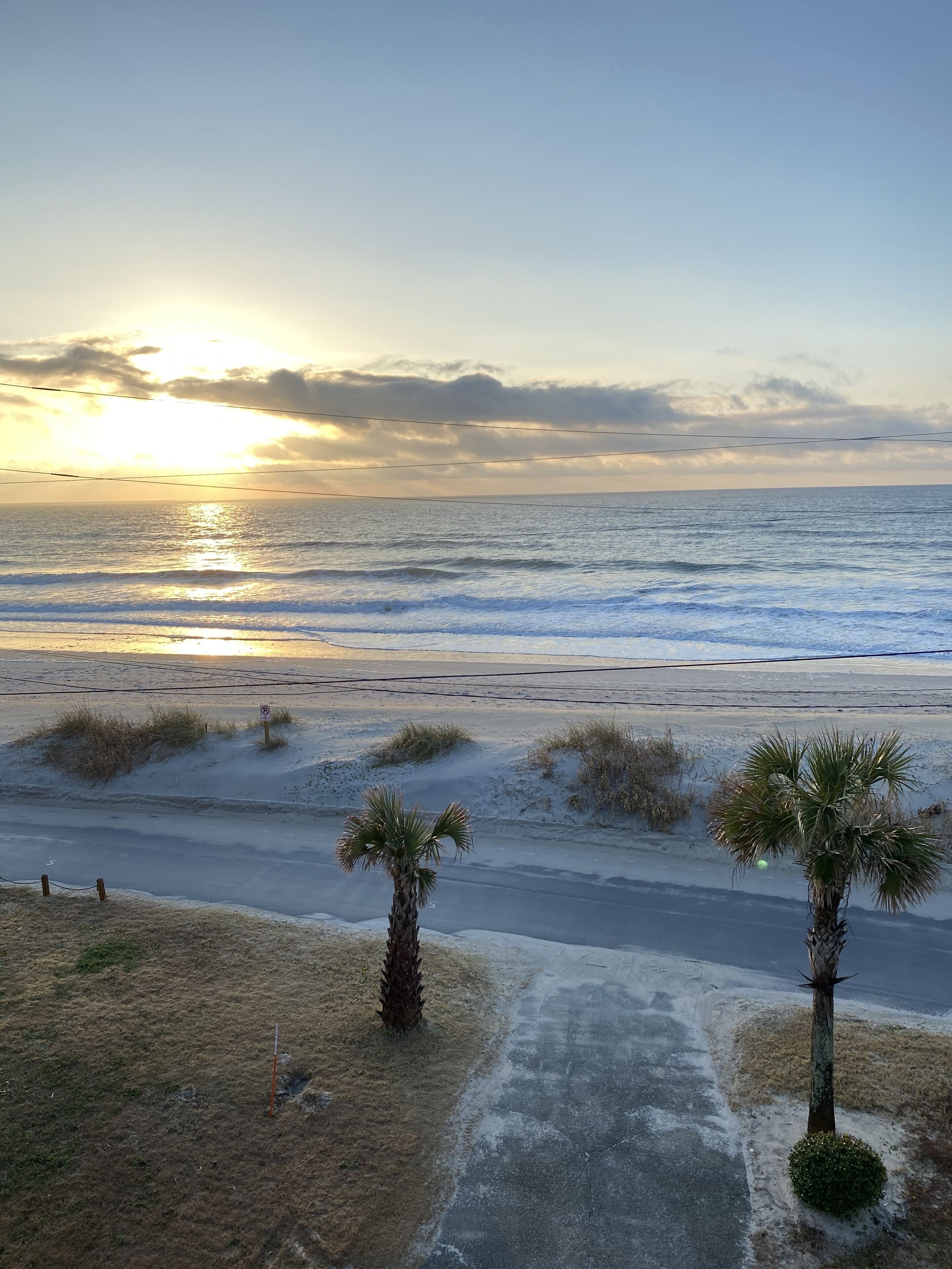 "Sandy Cheeks"- 4BR, 3BA, Unobstructed Ocean Views, Shared Pool, Elevator