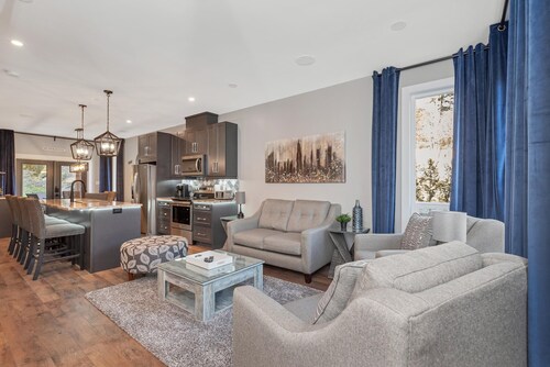 Escape to Tranquility: Discover the Charm of Victoria's VI Cottage